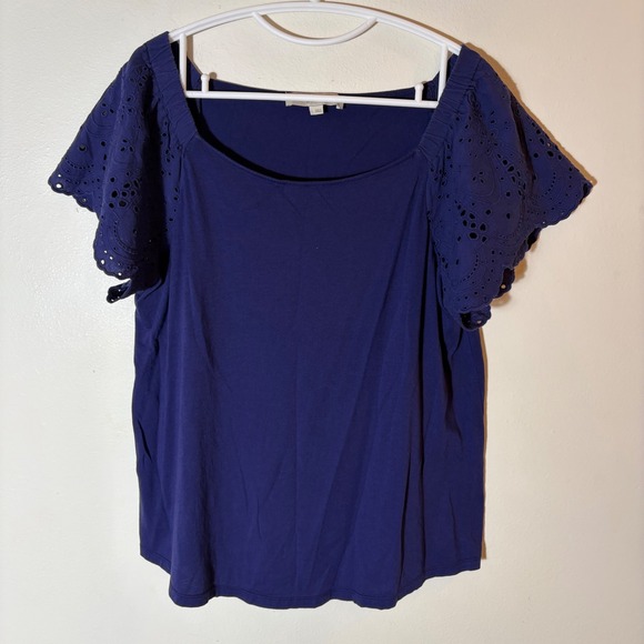 LOFT Tops - LOFT Navy Blue Embroidered Eyelet Flutter Sleeve Top Size Large